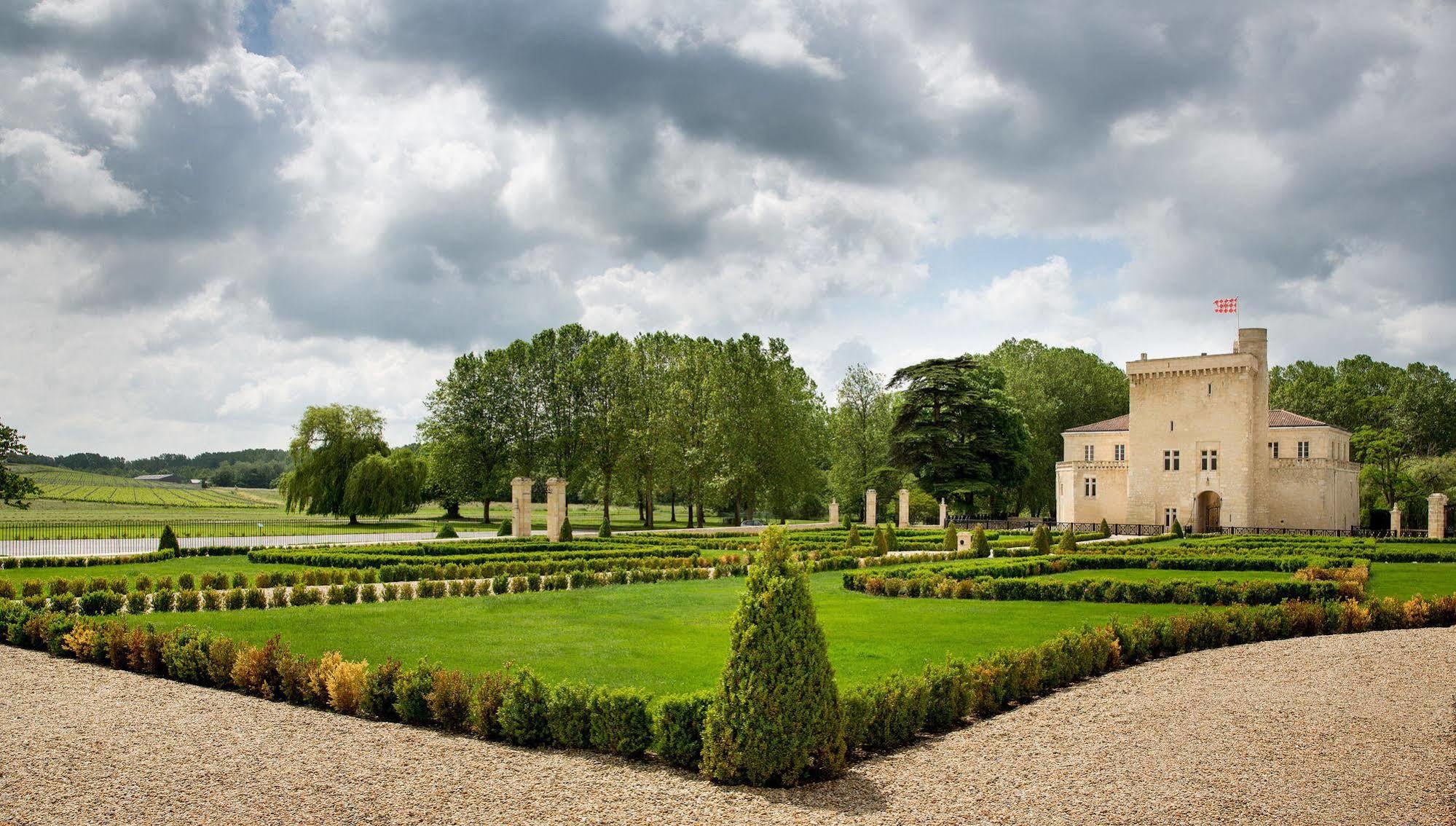 Chateau La Tour Carnet Saint-Laurent-de-Medoc Bagian luar foto